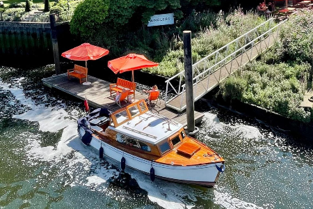 River Cruise with Champagne Afternoon Tea